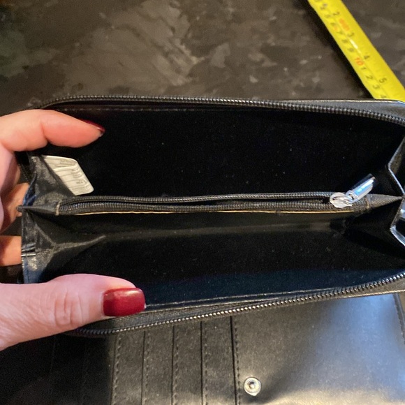 Ladies wallet - Picture 3 of 5